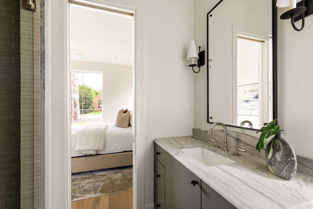 6549 Trammel Drive, Dallas, TX 75214