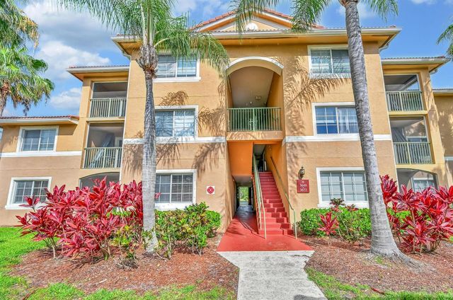 3650 NW Mediterranean Lane 102, Jensen Beach, FL 34957