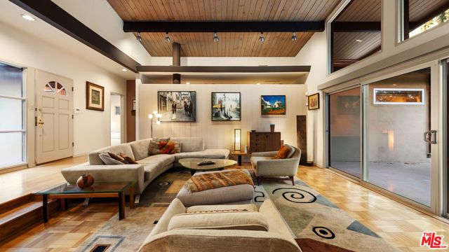 13044 Sky Valley Road, Los Angeles, CA 90049