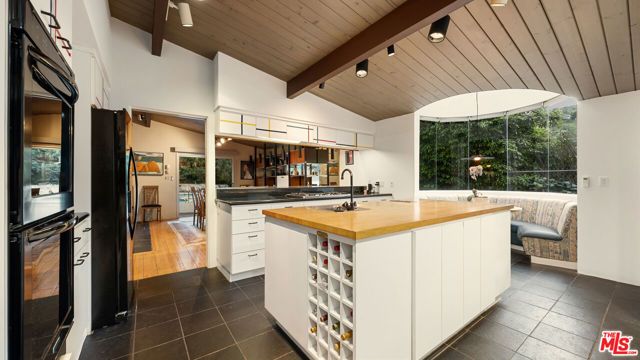 13044 Sky Valley Road, Los Angeles, CA 90049