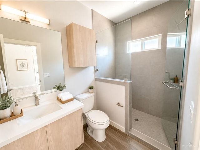 707 Coves Lane 2, Weslaco, TX 78599