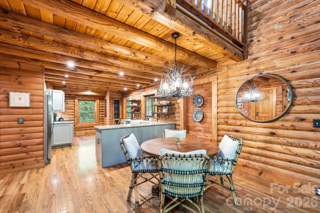16 Shadow Brook Drive, Flat Rock, NC 28731