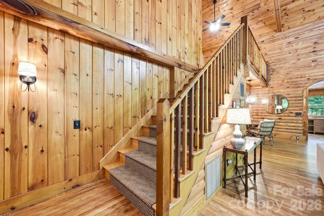 16 Shadow Brook Drive, Flat Rock, NC 28731