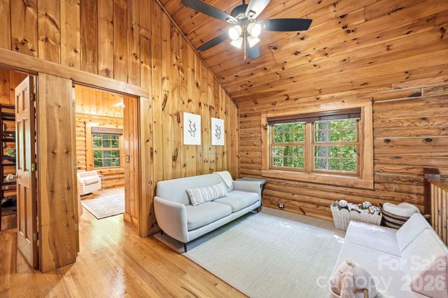 16 Shadow Brook Drive, Flat Rock, NC 28731