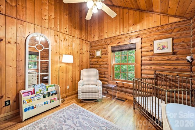 16 Shadow Brook Drive, Flat Rock, NC 28731