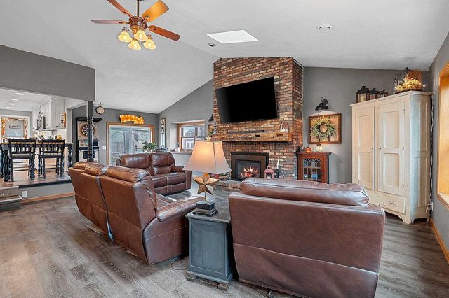 5000 N FRENCH ROAD, Appleton, WI 54913