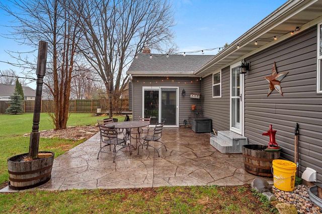 5000 N FRENCH ROAD, Appleton, WI 54913