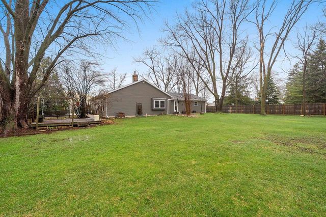 5000 N FRENCH ROAD, Appleton, WI 54913