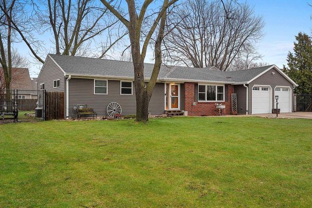 5000 N FRENCH ROAD, Appleton, WI 54913