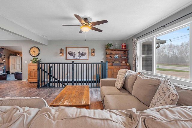 5000 N FRENCH ROAD, Appleton, WI 54913