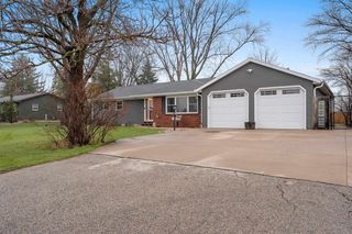 5000 N FRENCH ROAD, Appleton, WI 54913