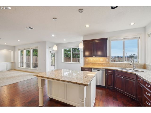 16772 Nw STALDER Ln, Portland, OR 97229