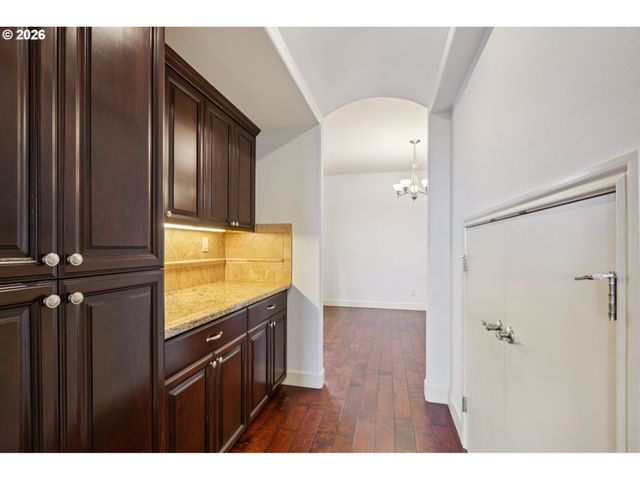 16772 Nw STALDER Ln, Portland, OR 97229