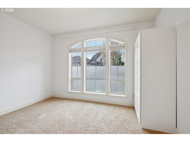 16772 Nw STALDER Ln, Portland, OR 97229