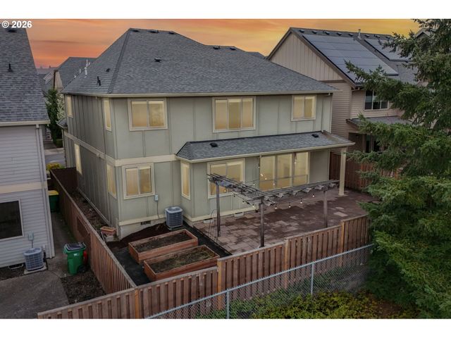 16772 Nw STALDER Ln, Portland, OR 97229