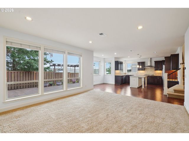 16772 Nw STALDER Ln, Portland, OR 97229