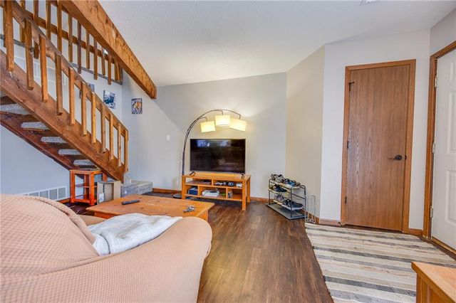 3615-3617 Brush Creek Drive, Lawrence, KS 66047