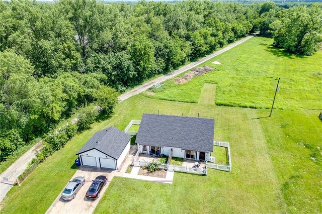 3615-3617 Brush Creek Drive, Lawrence, KS 66047