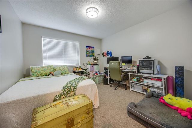 3615-3617 Brush Creek Drive, Lawrence, KS 66047