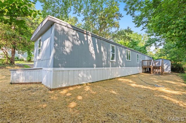859 Thousand Pines Drive, Fenton, MO 63026