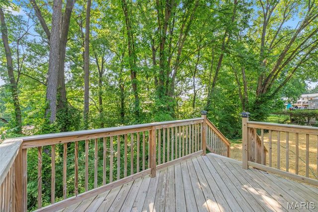 859 Thousand Pines Drive, Fenton, MO 63026