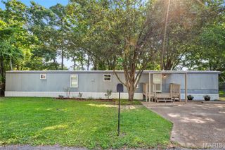 859 Thousand Pines Drive, Fenton, MO 63026