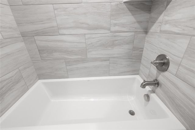 9229 NW 86th Terrace, Yukon, OK 73099