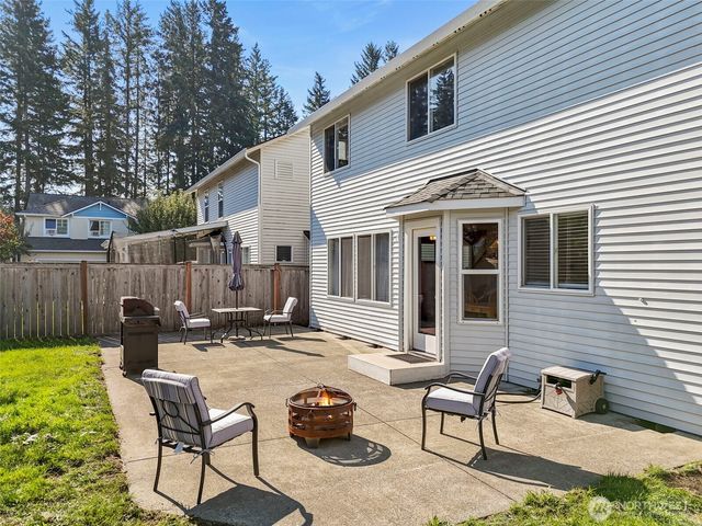 27648 238th Place SE, Maple Valley, WA 98038
