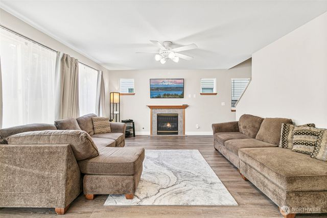 27648 238th Place SE, Maple Valley, WA 98038