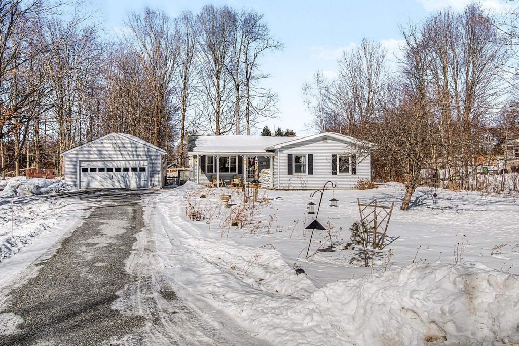 11 Turner Avenue, Milton, VT 05468