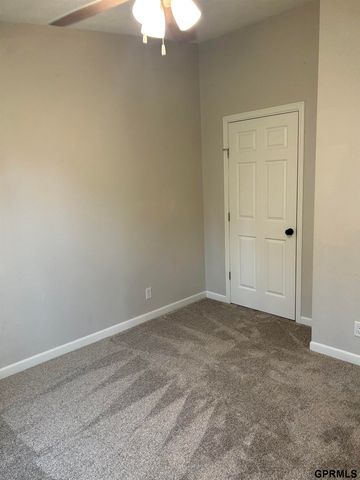 16410 Iske Drive, Bellevue, NE 68123