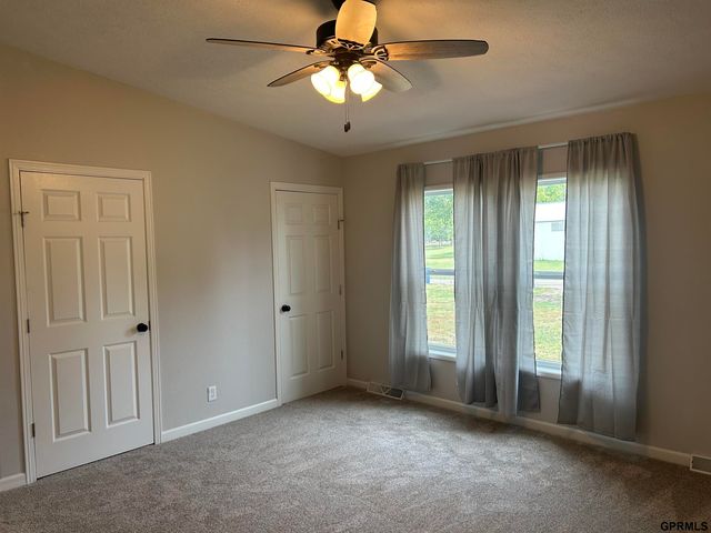 16410 Iske Drive, Bellevue, NE 68123