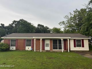 218 Dogwood Drive, Biloxi, MS 39531