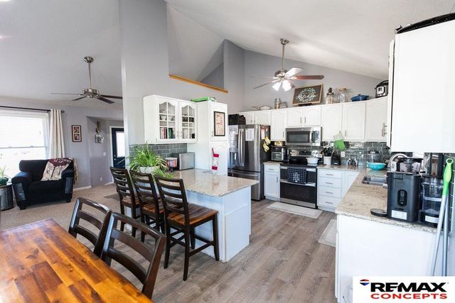 5059 N 20th Street, Lincoln, NE 68521