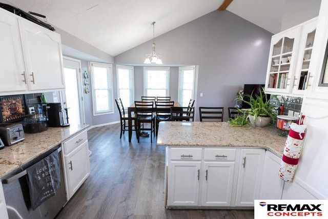 5059 N 20th Street, Lincoln, NE 68521