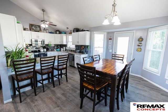 5059 N 20th Street, Lincoln, NE 68521