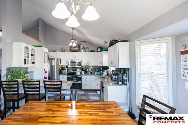 5059 N 20th Street, Lincoln, NE 68521