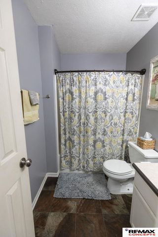 5059 N 20th Street, Lincoln, NE 68521