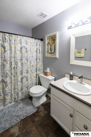 5059 N 20th Street, Lincoln, NE 68521