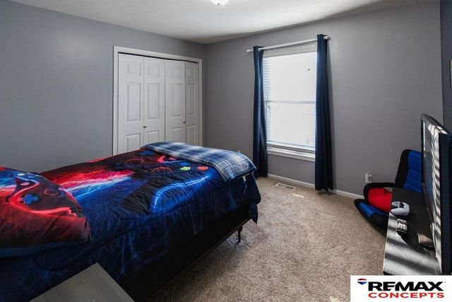 5059 N 20th Street, Lincoln, NE 68521