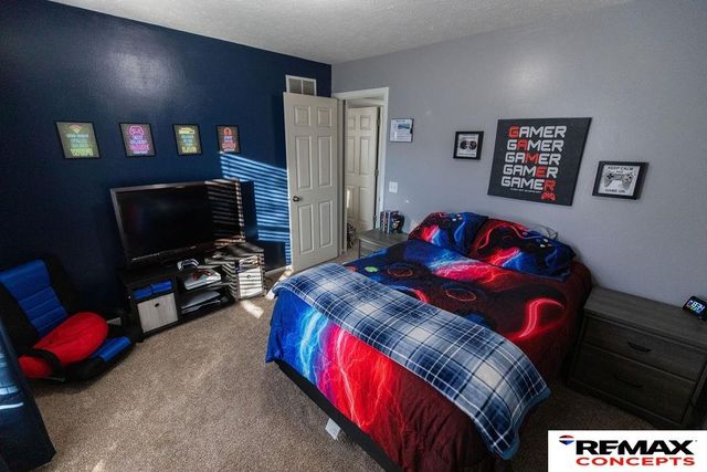 5059 N 20th Street, Lincoln, NE 68521