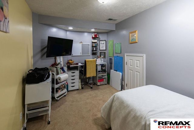 5059 N 20th Street, Lincoln, NE 68521