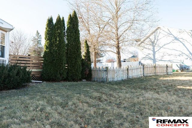 5059 N 20th Street, Lincoln, NE 68521