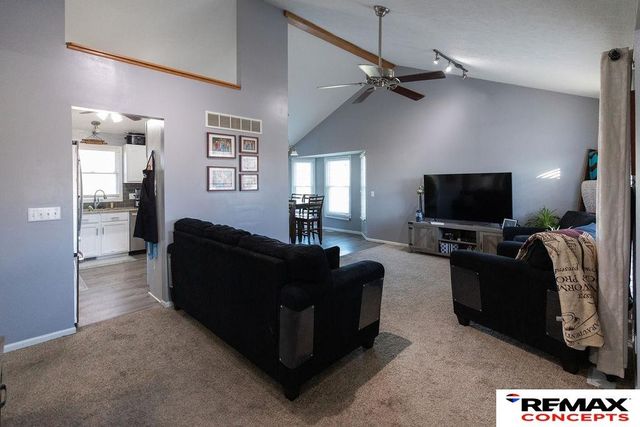 5059 N 20th Street, Lincoln, NE 68521