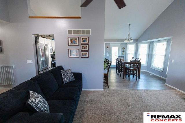 5059 N 20th Street, Lincoln, NE 68521