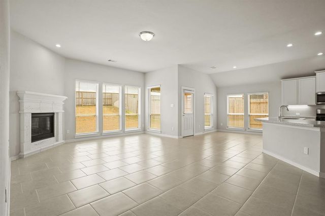 108 Dina Lane, Montgomery, TX 77356