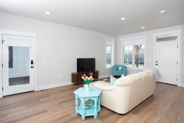 6245 Eva Marie Lane, Billings, MT 59101