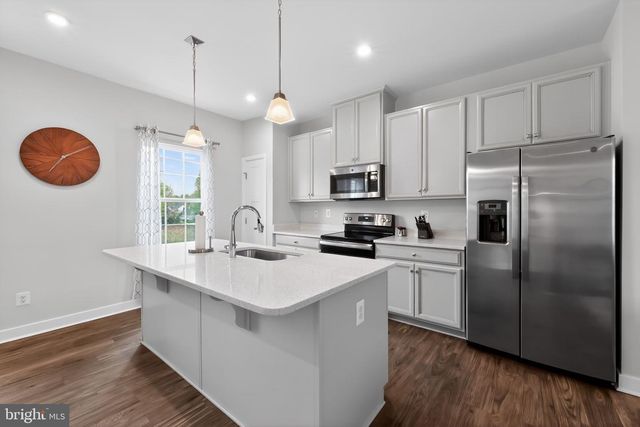 1930 SPEARFISH CT, Newark, DE 19702
