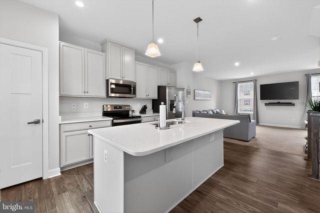 1930 SPEARFISH CT, Newark, DE 19702