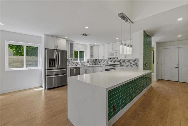 68385 Tortuga Road, Cathedral City, CA 92234